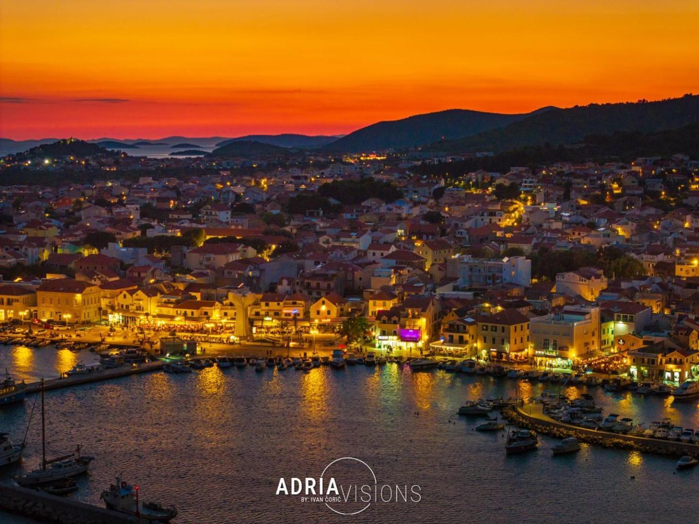 Refresh Boutique Suites - Central Point Vodice Exteriör bild