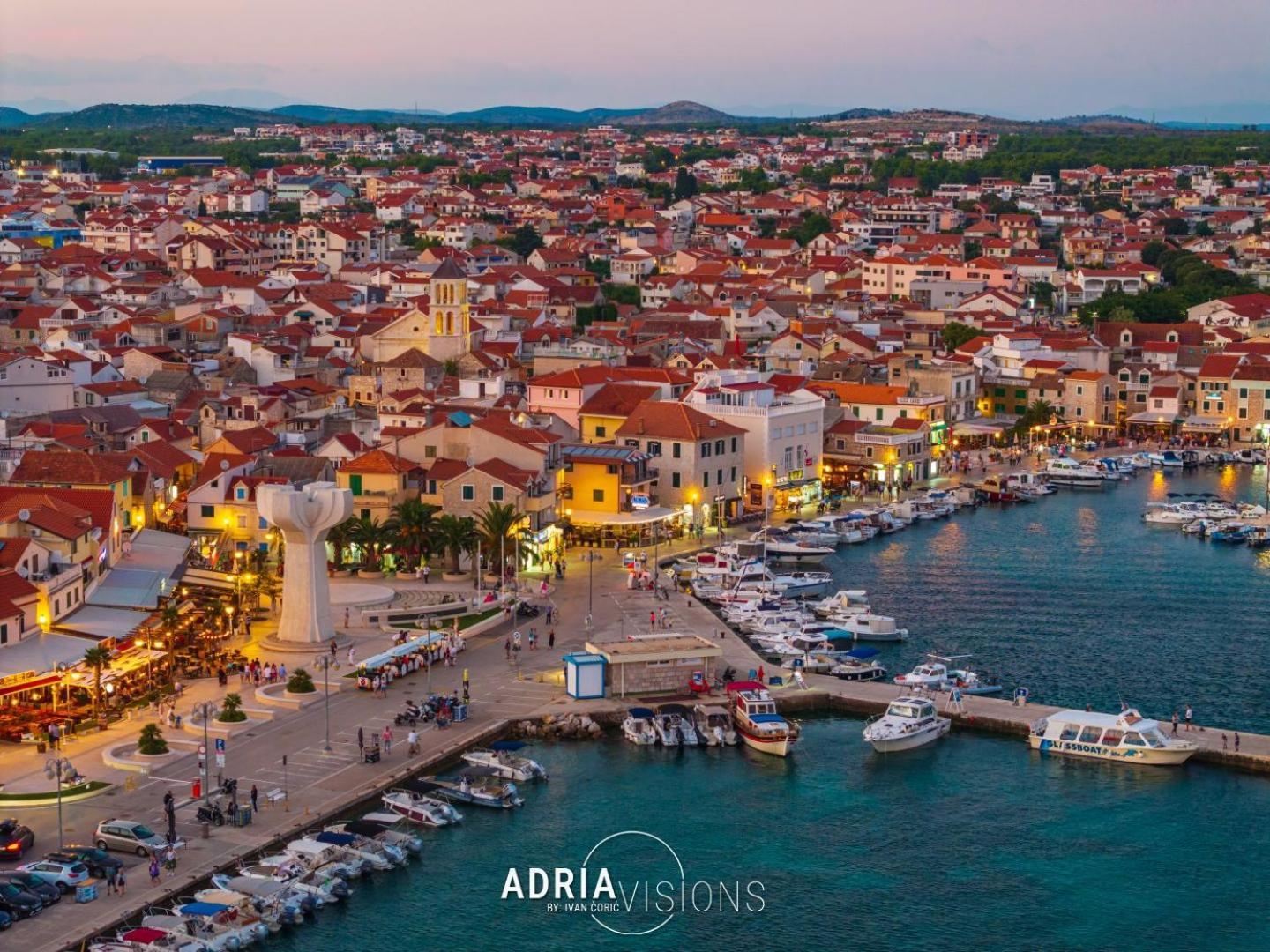 Refresh Boutique Suites - Central Point Vodice Exteriör bild